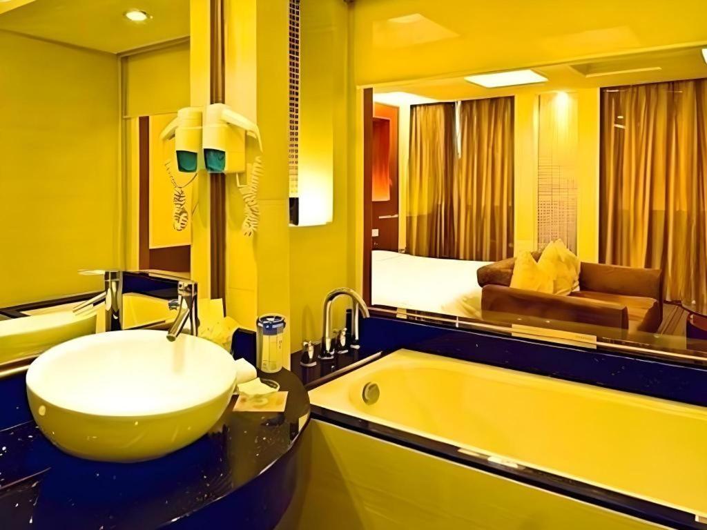 Friendship Hotel Shenzhen Exterior photo