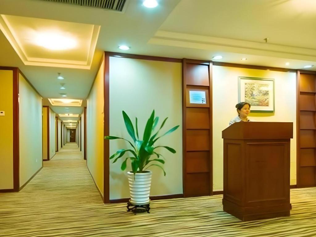 Friendship Hotel Shenzhen Exterior photo